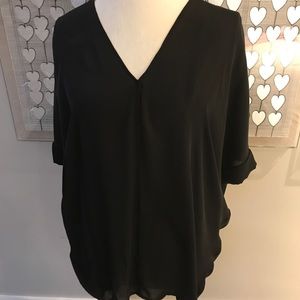 VINCE V NECK BLACK SILK TUNIC
